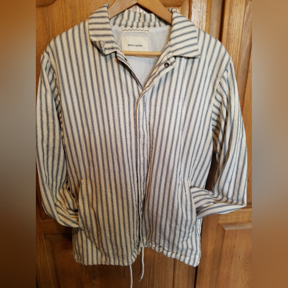 Native North Pinstriped Jacket Scandinavian Design and Lifestyle Company. SZ: L